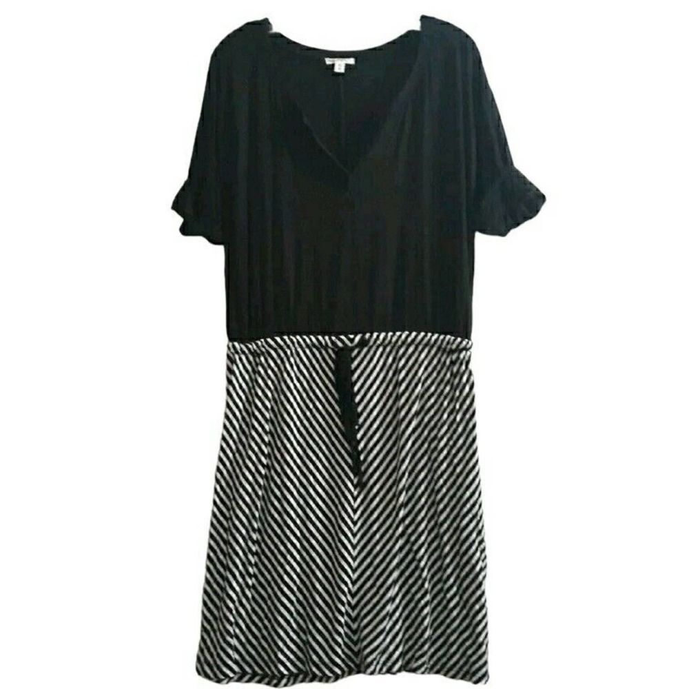 Caslon Dress Women Medium Black White Stripes Knee Length Knit